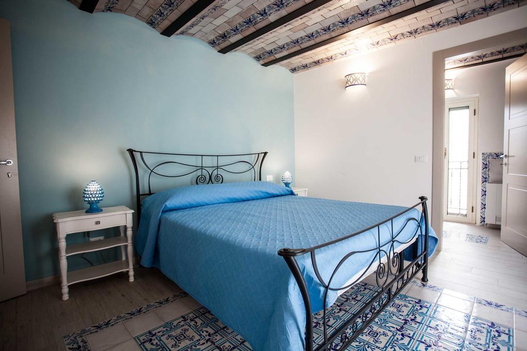 Hotel Palazzo Pagliaro Santo Stefano di Camastra Zewnętrze zdjęcie