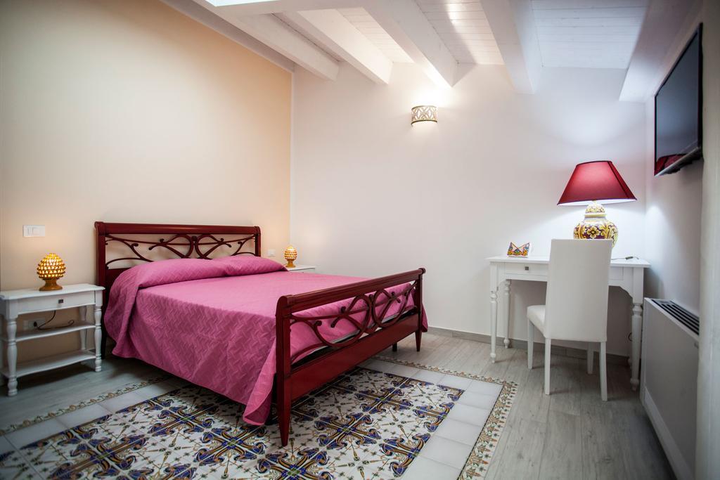 Hotel Palazzo Pagliaro Santo Stefano di Camastra Zewnętrze zdjęcie