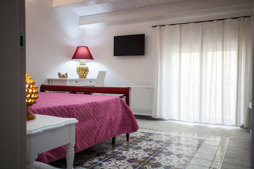 Hotel Palazzo Pagliaro Santo Stefano di Camastra Zewnętrze zdjęcie