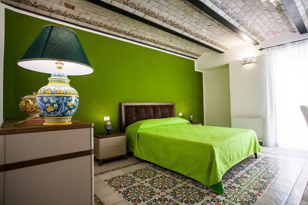 Hotel Palazzo Pagliaro Santo Stefano di Camastra Zewnętrze zdjęcie
